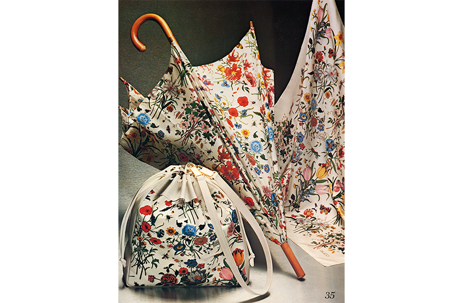 グッチ フローラ〕：1960年代のスカーフから、時代を超えて受け継が
